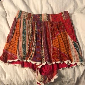 Colorful shorts with pockets